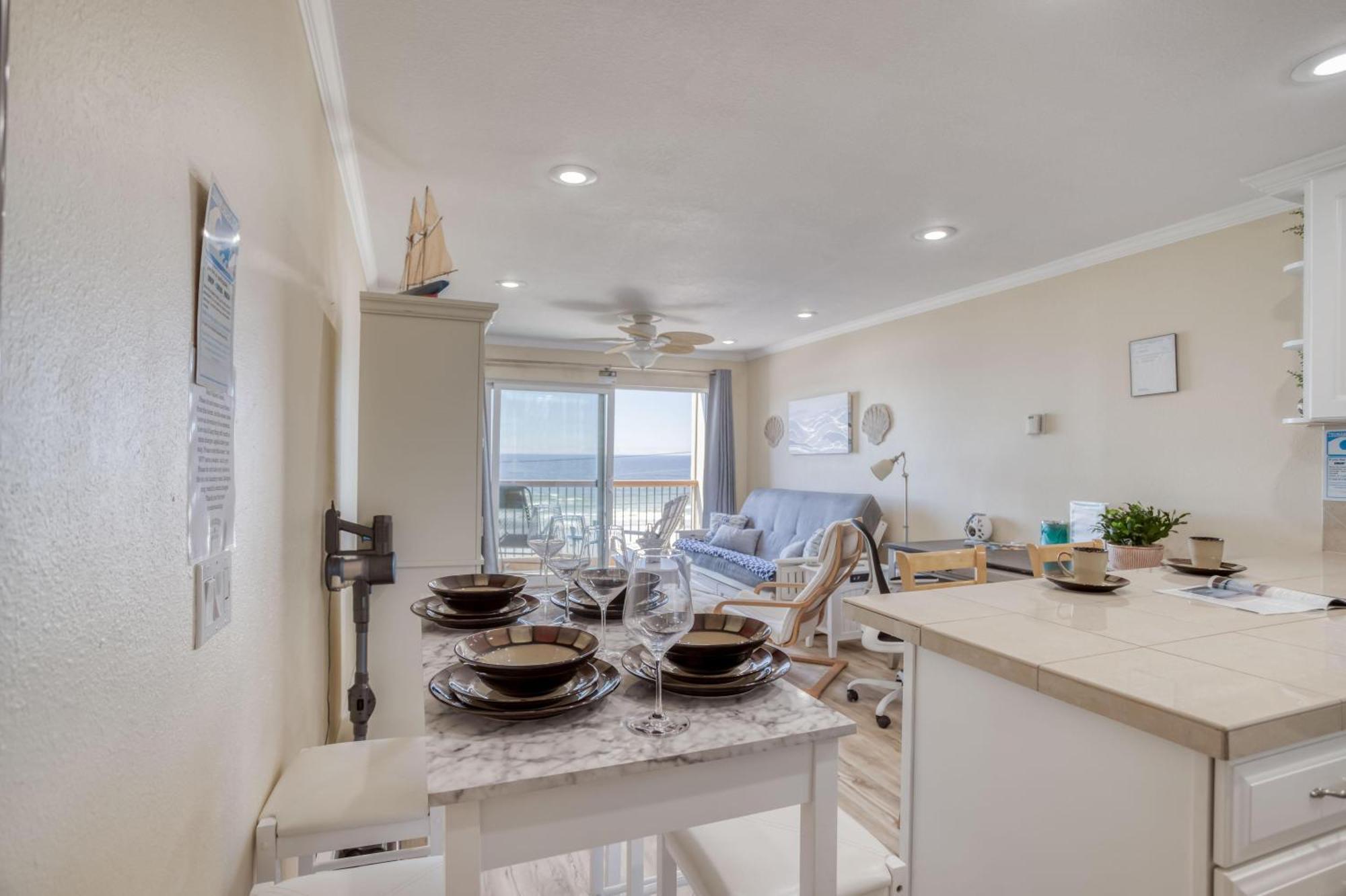 Seascape Suite Lincoln City Bagian luar foto
